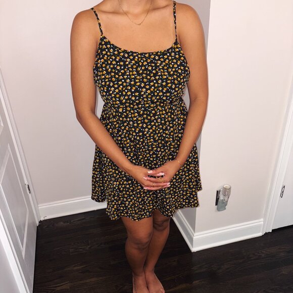 Women's Black Floral Sundress Spaghetti Straps - Picture 1 of 2